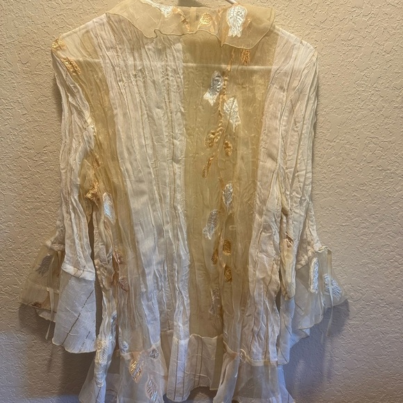 Jaipur Cream Floral Lace Robe - Picture 5 of 6